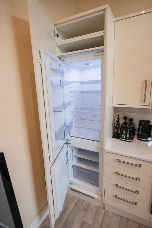 Charming 2-Bedroom Flat In Shepherd'S Bush, Near Hammersmith ロンドン エクステリア 写真