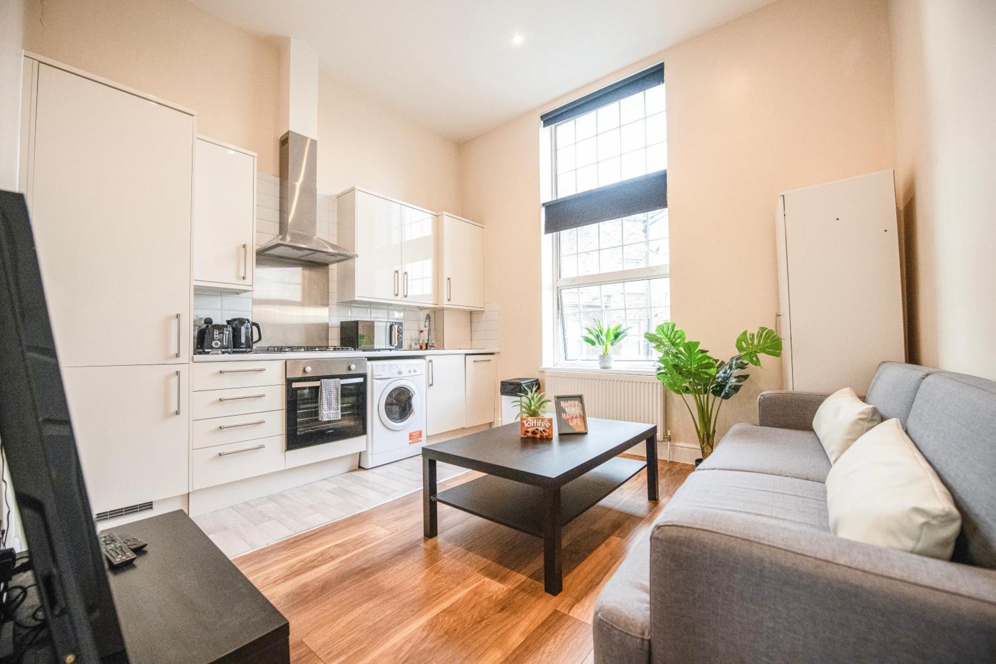 Charming 2-Bedroom Flat In Shepherd'S Bush, Near Hammersmith ロンドン エクステリア 写真