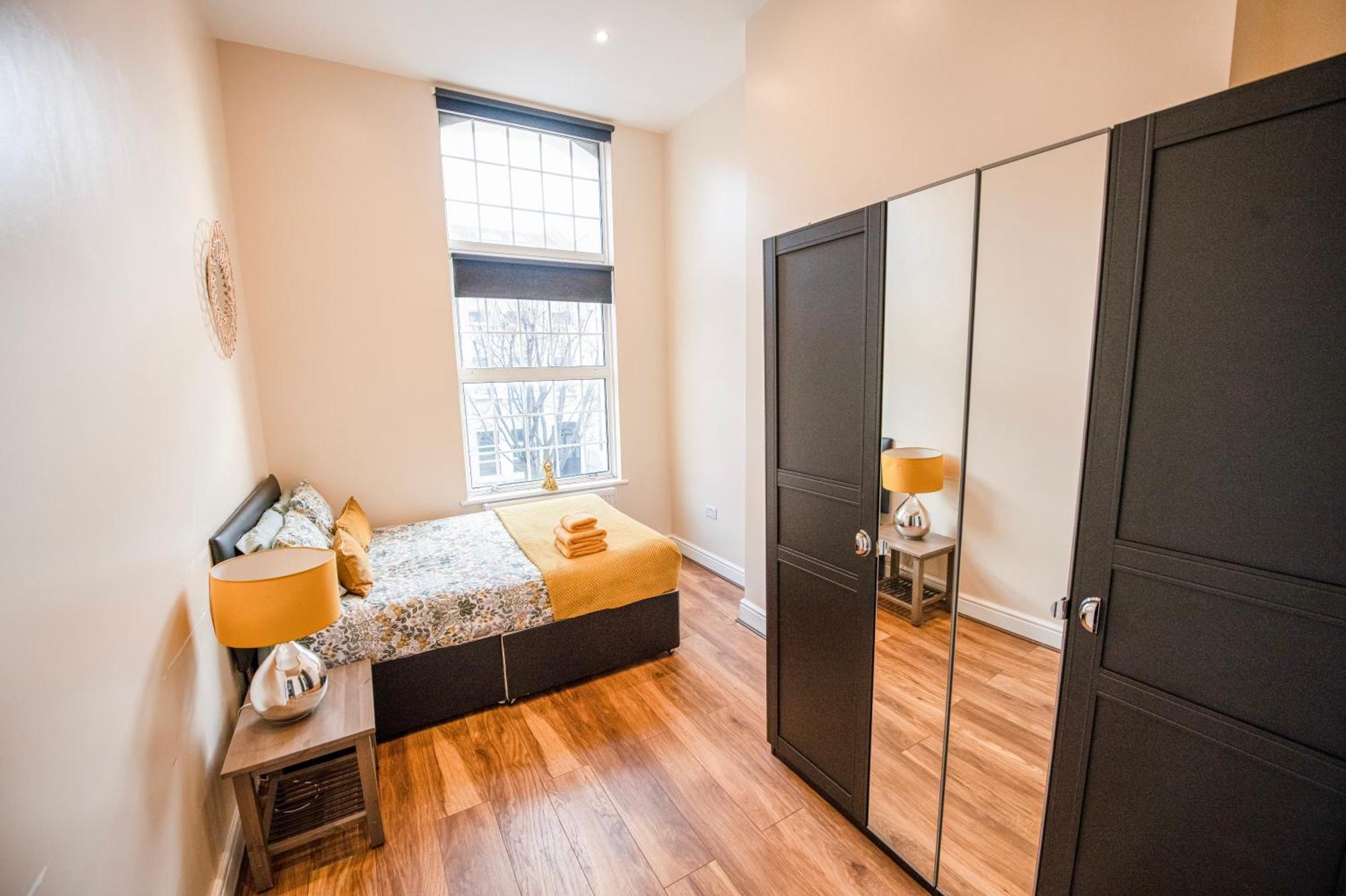Charming 2-Bedroom Flat In Shepherd'S Bush, Near Hammersmith ロンドン エクステリア 写真
