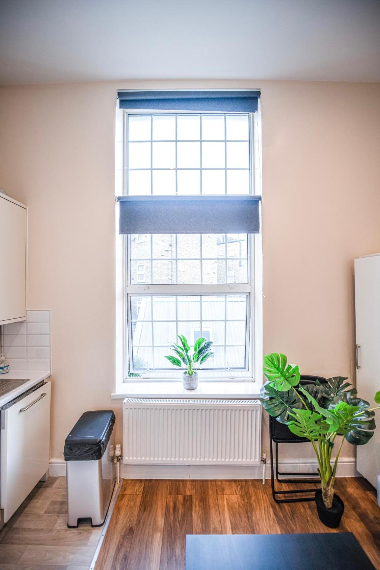 Charming 2-Bedroom Flat In Shepherd'S Bush, Near Hammersmith ロンドン エクステリア 写真